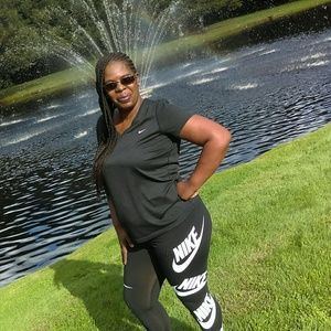 Meet your Posher, Joyce